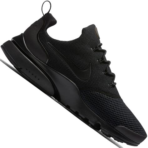 nike herren sportschuhe schwarz mit schwarzer sohle|nike sneaker schwarz.